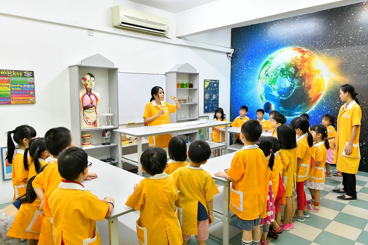 A science lesson in the Science Centre